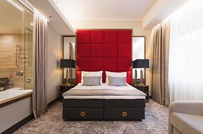 V Spa & Conference Hotel