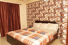 Pedallo Luxury Inn Ltd