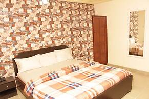 Pedallo Luxury Inn Ltd