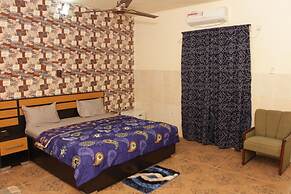 Pedallo Luxury Inn Ltd