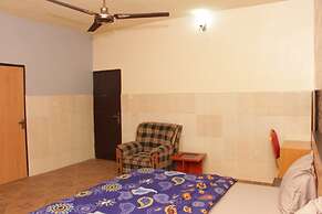 Pedallo Luxury Inn Ltd