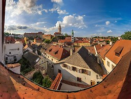 Castle View Apartments