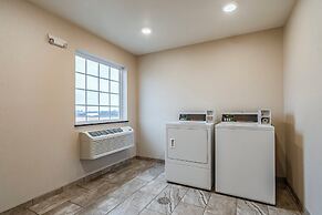 Cobblestone Inn & Suites - Lamoni