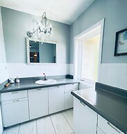 Butterfly Manor Bed & Breakfast