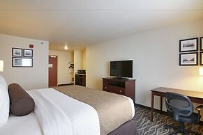 Cobblestone Inn & Suites at UW Stout Downtown Menomonie