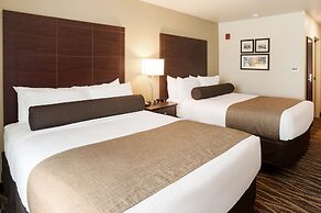 Cobblestone Inn & Suites at UW Stout Downtown Menomonie