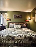 Moosehead Lodge & Cabins