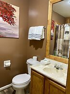 Moosehead Lodge & Cabins