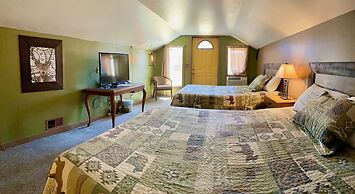 Moosehead Lodge & Cabins