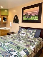 Moosehead Lodge & Cabins