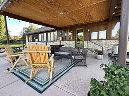 Moosehead Lodge & Cabins