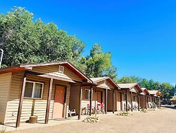 Moosehead Lodge & Cabins