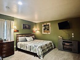 Moosehead Lodge & Cabins