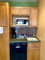 Moosehead Lodge & Cabins