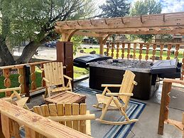 Moosehead Lodge & Cabins