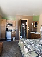 Moosehead Lodge & Cabins