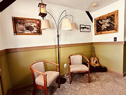 Moosehead Lodge & Cabins