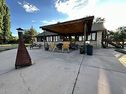 Moosehead Lodge & Cabins