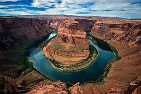 Moosehead Lodge & Cabins