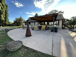 Moosehead Lodge & Cabins