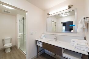 Hampton Inn & Suites Walterboro