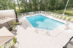 Hampton Inn & Suites Walterboro