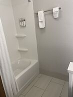 Holiday Inn Express & Suites Mishawaka - South Bend by IHG