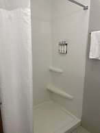 Holiday Inn Express & Suites Mishawaka - South Bend by IHG