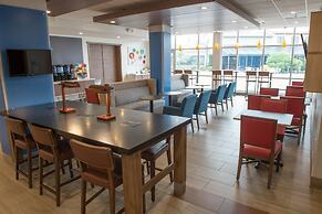 Holiday Inn Express & Suites Mishawaka - South Bend by IHG