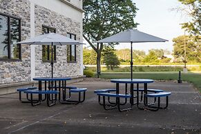 Holiday Inn Express Grand Island - Niagara Falls by IHG