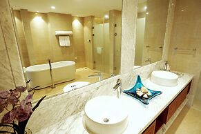 Qingdao Impression Hotel