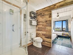 Flophouze Shipping Container Hotel