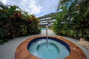 Beach Lodges