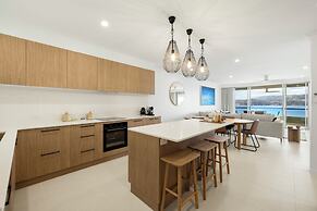 Beach Lodges