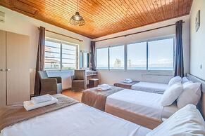 Sandy Beach Complex by Konnect - Poolside Studios and Seaside Apartmen