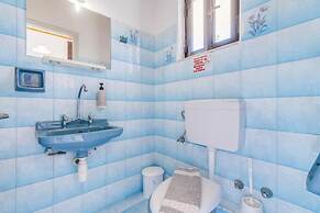 Sandy Beach Complex by Konnect - Poolside Studios and Seaside Apartmen