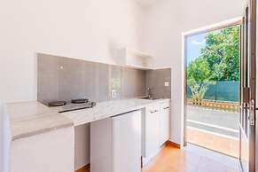 Sandy Beach Complex by Konnect - Poolside Studios and Seaside Apartmen