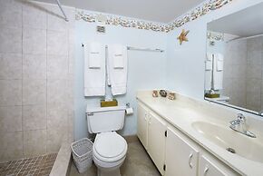 Paradise Beach Club by Happy Palm Stays