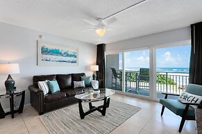 Paradise Beach Club by Happy Palm Stays