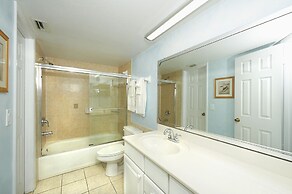 Paradise Beach Club by Happy Palm Stays