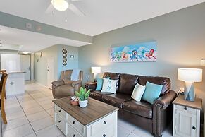 Paradise Beach Club by Happy Palm Stays