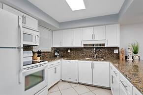 Paradise Beach Club by Happy Palm Stays