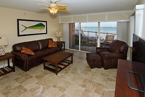 Paradise Beach Club by Happy Palm Stays