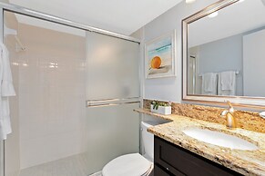 Paradise Beach Club by Happy Palm Stays