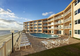 Paradise Beach Club by Happy Palm Stays