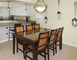 Paradise Beach Club by Happy Palm Stays