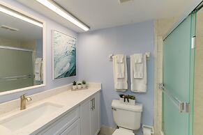 Paradise Beach Club by Happy Palm Stays