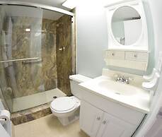 Paradise Beach Club by Happy Palm Stays