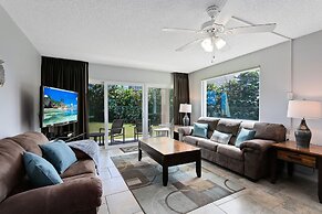 Paradise Beach Club by Happy Palm Stays