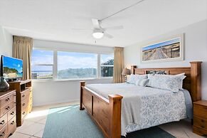 Paradise Beach Club by Happy Palm Stays